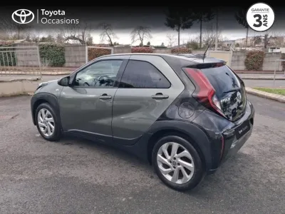 TOYOTA Aygo X 1.0 VVT-i 72ch Design occasion 2022 - Photo 2