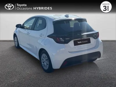TOYOTA Yaris 116h Dynamic 5p MY22 occasion 2023 - Photo 2