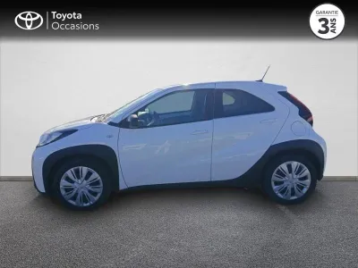 TOYOTA Aygo X 1.0 VVT-i 72ch Dynamic occasion 2022 - Photo 3
