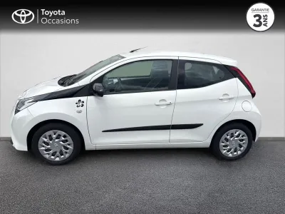 TOYOTA Aygo 1.0 VVT-i 72ch x-play x-app 5p MC18 occasion 2020 - Photo 3
