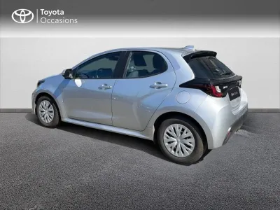 TOYOTA Yaris 116h Dynamic 5p MY22 occasion 2023 - Photo 2