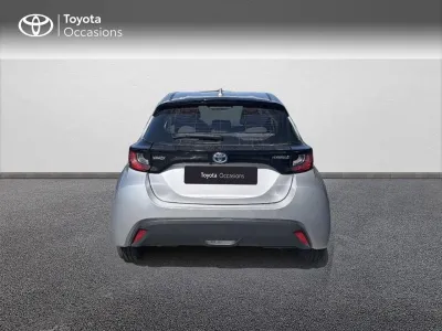 TOYOTA Yaris 116h Dynamic 5p MY22 occasion 2023 - Photo 4