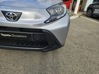 TOYOTA Aygo X 1.0 VVT-i 72ch Dynamic S-CVT occasion 2022 - Photo 2