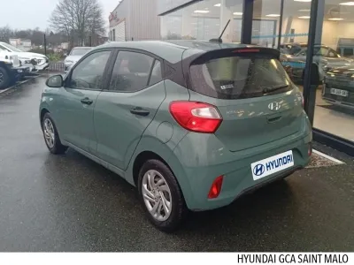 HYUNDAI i10 1.0 67ch ECO Initia occasion 2022 - Photo 2