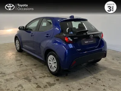 TOYOTA Yaris 70 VVT-i France Business 5p occasion 2021 - Photo 2