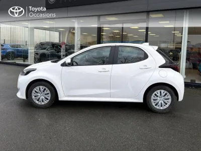 TOYOTA Yaris 120 VVT-i Dynamic 5p MY22 occasion 2024 - Photo 3