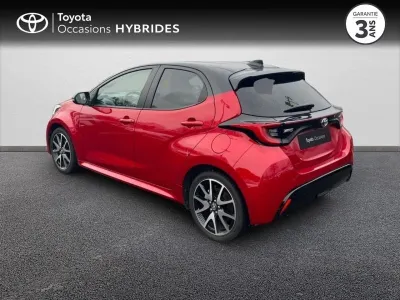 TOYOTA Yaris 116h Collection 5p MY22 occasion 2022 - Photo 2