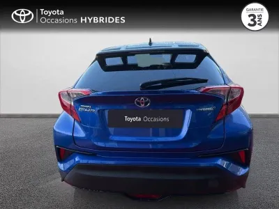 TOYOTA C-HR 122h Graphic 2WD E-CVT RC18 occasion 2018 - Photo 4