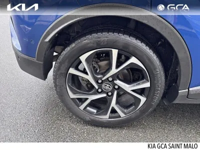 TOYOTA C-HR 122h Graphic 2WD E-CVT occasion 2018 - Photo 4