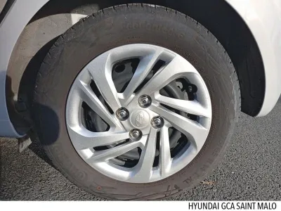 HYUNDAI i10 1.0 67ch ECO Creative BVR occasion 2025 - Photo 4