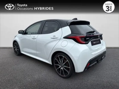 TOYOTA Yaris 116h GR Sport 5p MY22 occasion 2023 - Photo 2