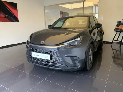 LEXUS LBX 1.5 136ch Business 2WD occasion 2025 - Photo 1