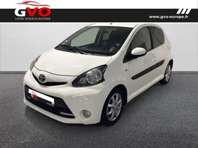 TOYOTA Aygo 1.0 VVT-i 69ch x-play 5p occasion 2014 - Photo 1