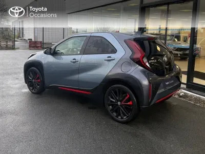 TOYOTA Aygo X 1.0 VVT-i 72ch Undercover JBL S-CVT MY23 occasion 2023 - Photo 2