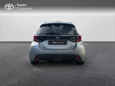 TOYOTA Yaris 116h Design 5p MY22 occasion 2023 - Photo 4