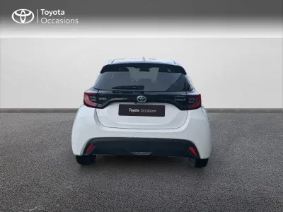 TOYOTA Yaris 116h Design Pack Nav 5p MY21 occasion 2020 - Photo 4