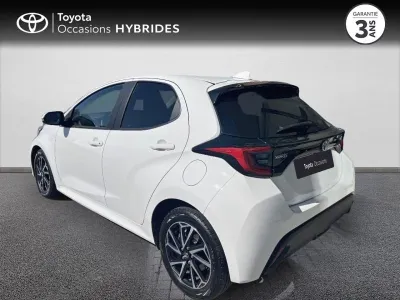TOYOTA Yaris 116h Design 5p MY22 occasion 2022 - Photo 2
