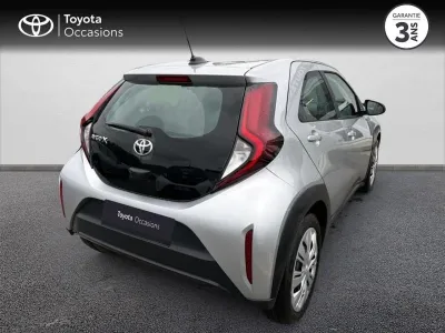 TOYOTA Aygo X 1.0 VVT-i 72ch Dynamic S-CVT occasion 2023 - Photo 2