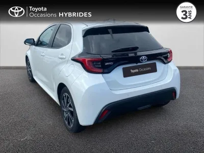 TOYOTA Yaris 116h Design 5p MY21 - TVA RECUP. occasion 2023 - Photo 2