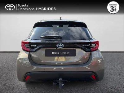TOYOTA Yaris 116h Design 5p MY22 occasion 2023 - Photo 4
