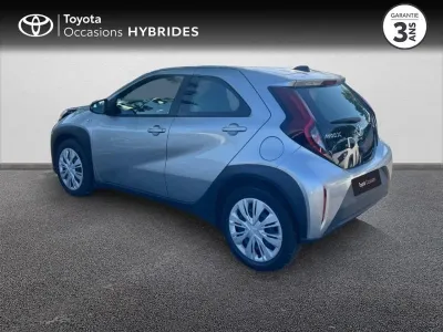 TOYOTA Aygo X 1.0 VVT-i 72ch Dynamic occasion 2022 - Photo 2