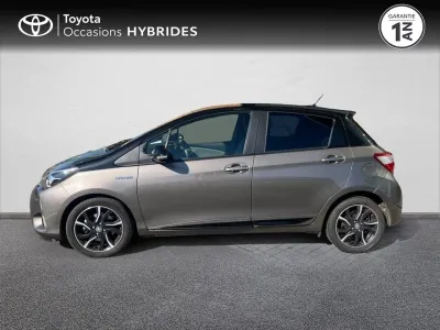 TOYOTA Yaris HSD 100h Collection 5p occasion 2017 - Photo 3