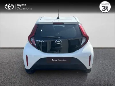 TOYOTA Aygo X 1.0 VVT-i 72ch Dynamic occasion 2022 - Photo 4