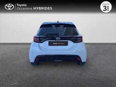 TOYOTA Yaris 116h Collection 5p MY21 occasion 2020 - Photo 4