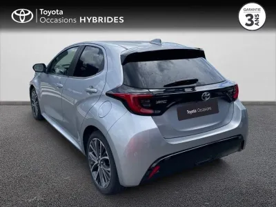 TOYOTA Yaris 116h Iconic 5p MY22 occasion 2023 - Photo 2