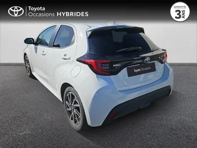 TOYOTA Yaris 116h Design 5p MY22 occasion 2023 - Photo 2