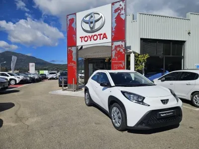 TOYOTA Aygo X 1.0 VVT-i 72ch Dynamic MY23 occasion 2024 - Photo 1