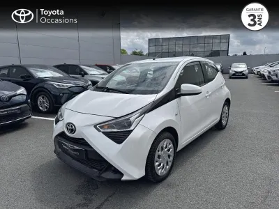 TOYOTA Aygo 1.0 VVT-i 72ch x-play 5p MY21 occasion 2022 - Photo 1