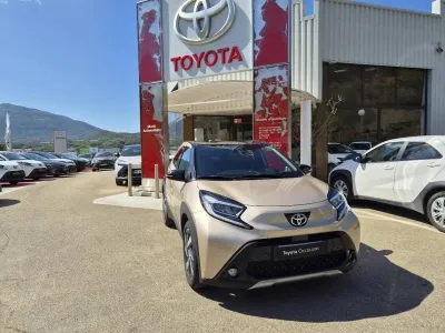 TOYOTA Aygo X 1.0 VVT-i 72ch Collection S-CVT MY24 occasion 2024 - Photo 1