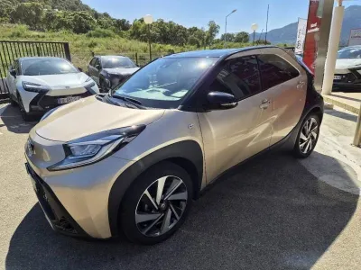 TOYOTA Aygo X 1.0 VVT-i 72ch Collection S-CVT MY24 occasion 2024 - Photo 4
