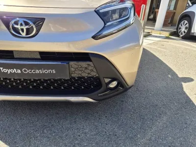 TOYOTA Aygo X 1.0 VVT-i 72ch Collection S-CVT MY24 occasion 2024 - Photo 2