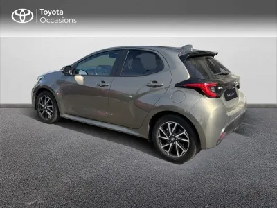 TOYOTA Yaris 116h Design Pack 5p MC24 occasion 2024 - Photo 2