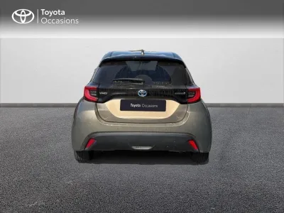 TOYOTA Yaris 116h Design Pack 5p MC24 occasion 2024 - Photo 4