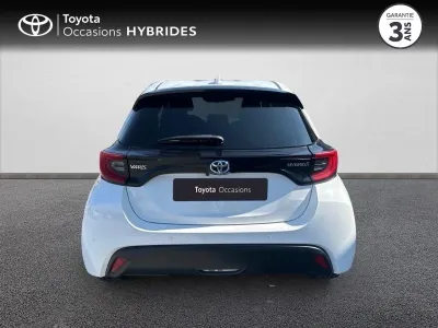 TOYOTA Yaris 116h Design pack confort 5p MC24 occasion 2023 - Photo 4