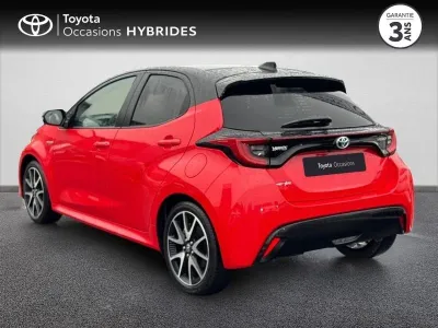 TOYOTA Yaris 116h Première 5p occasion 2021 - Photo 2
