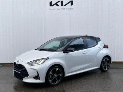 TOYOTA Yaris 130h Première 5p MC24 occasion 2024 - Photo 1