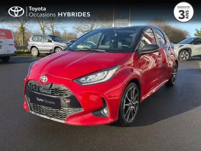 TOYOTA Yaris 116h GR Sport 5p MY22 occasion 2023 - Photo 1