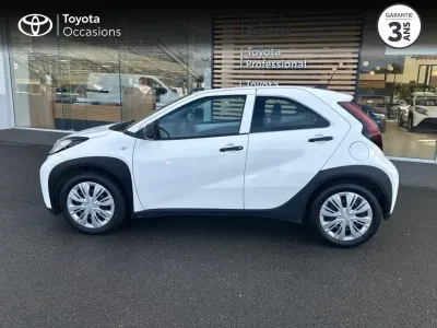 TOYOTA Aygo X 1.0 VVT-i 72ch Active occasion 2023 - Photo 3