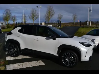 TOYOTA Yaris Cross 116h GR Sport MY22 occasion 2023 - Photo 2