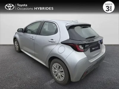 TOYOTA Yaris 116h Dynamic 5p MY22 occasion 2022 - Photo 2