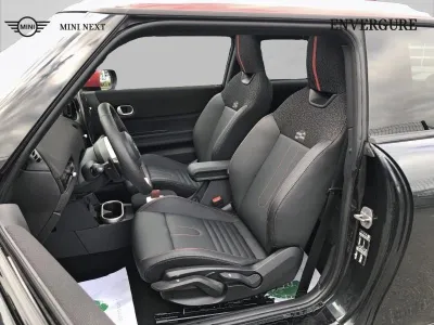 MINI Cooper 3 Portes S 204ch JCW DKG7 occasion 2024 - Photo 4