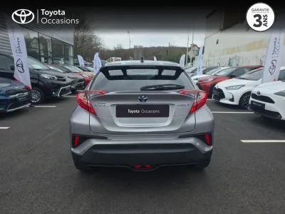 TOYOTA C-HR 122h Design 2WD E-CVT RC18 occasion 2019 - Photo 4