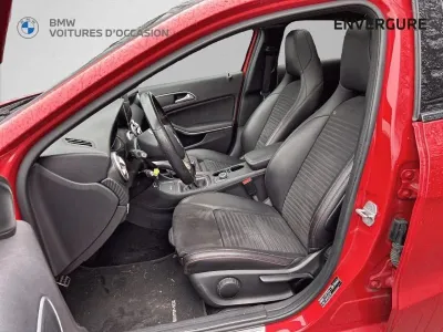 MERCEDES-BENZ Classe A 200 d Fascination occasion 2015 - Photo 4