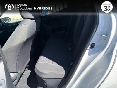 TOYOTA Yaris 116h Design 5p MY22 occasion 2023 - Photo 4