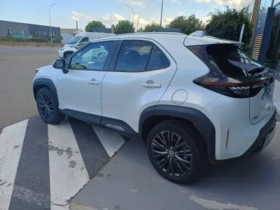 TOYOTA Yaris Cross 116h Trail AWD-i MY22 occasion 2023 - Photo 4
