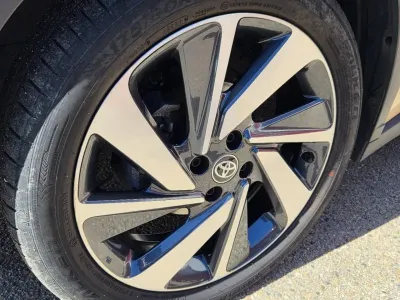 TOYOTA Aygo X 1.0 VVT-i 72ch Collection S-CVT MY23 occasion 2023 - Photo 3